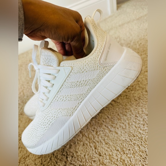 White Adidas Questar Drive Clodfoam Ortholite Float Size 7 - Picture 3 of 11